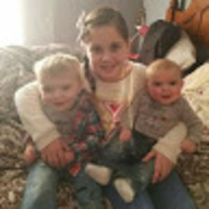 Meet your Posher, Charline